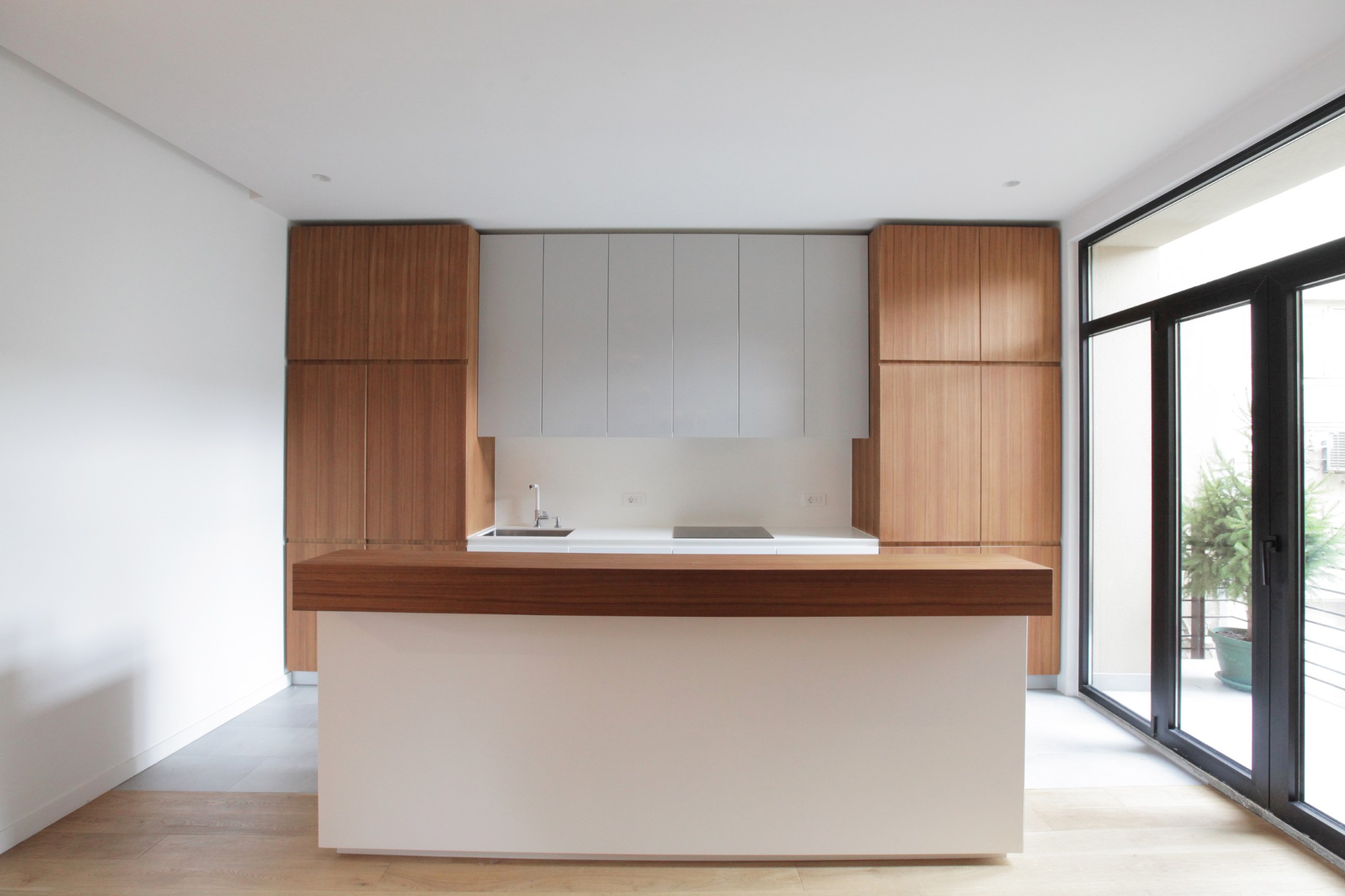 Apartment S&M